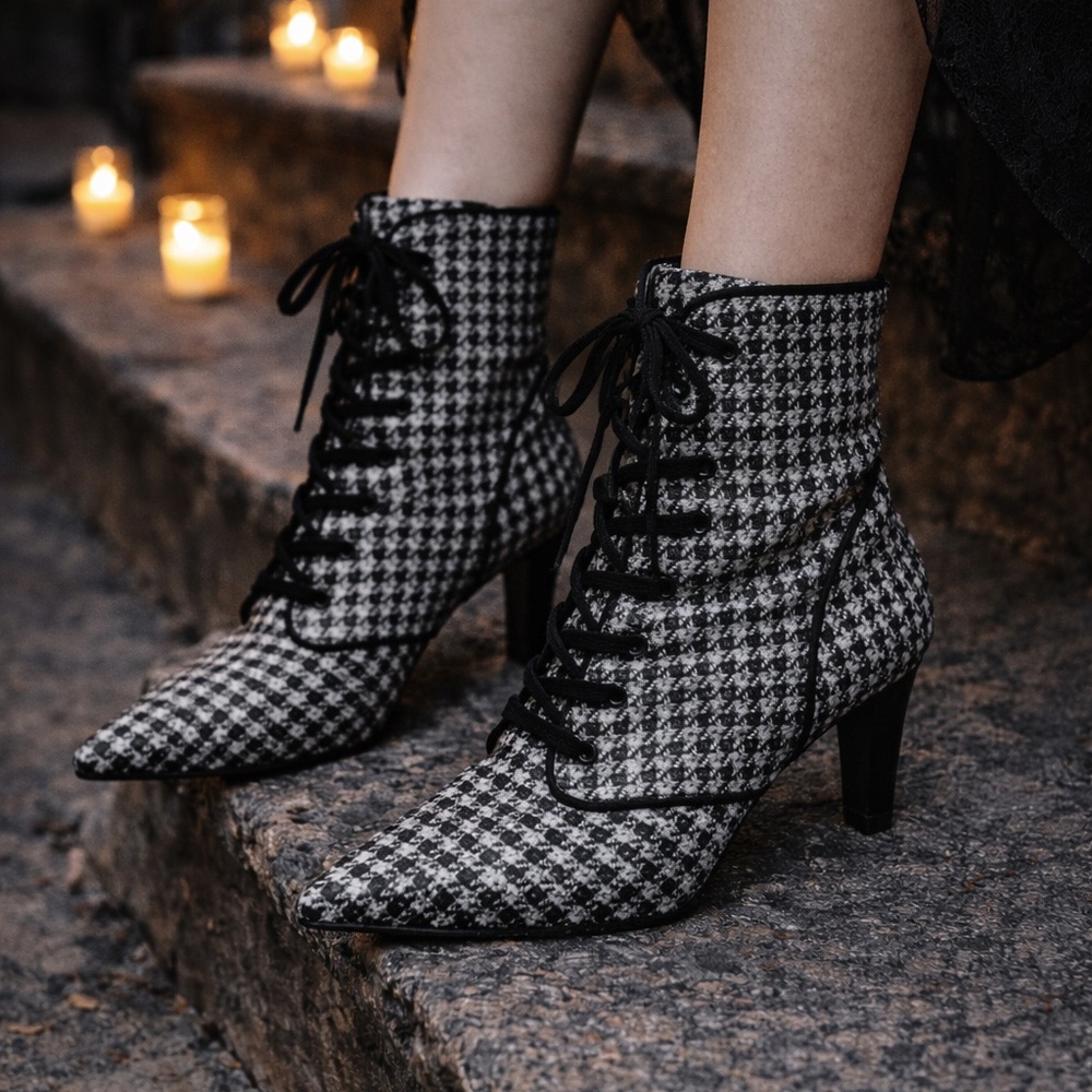 A.D. & Daughters Dyed Cow Hair Houndstooth Lace-Up Ankle Boots Sz 8